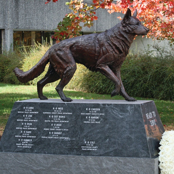 memorial bronze dog statue (2)