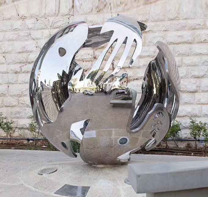 stainless steel soul sculpture INSTALL Russia